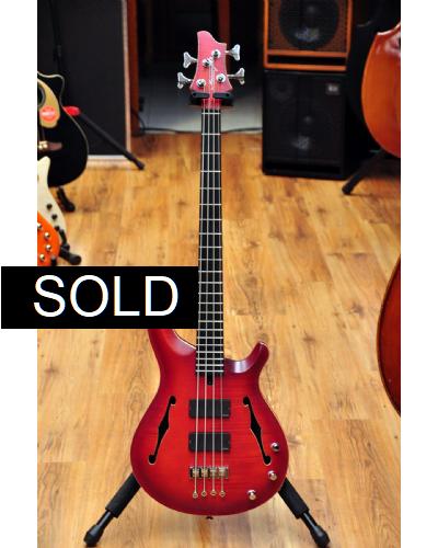 Mensinger Joker Bass 4 Hollowbody 2 Tone Redburst Transparent